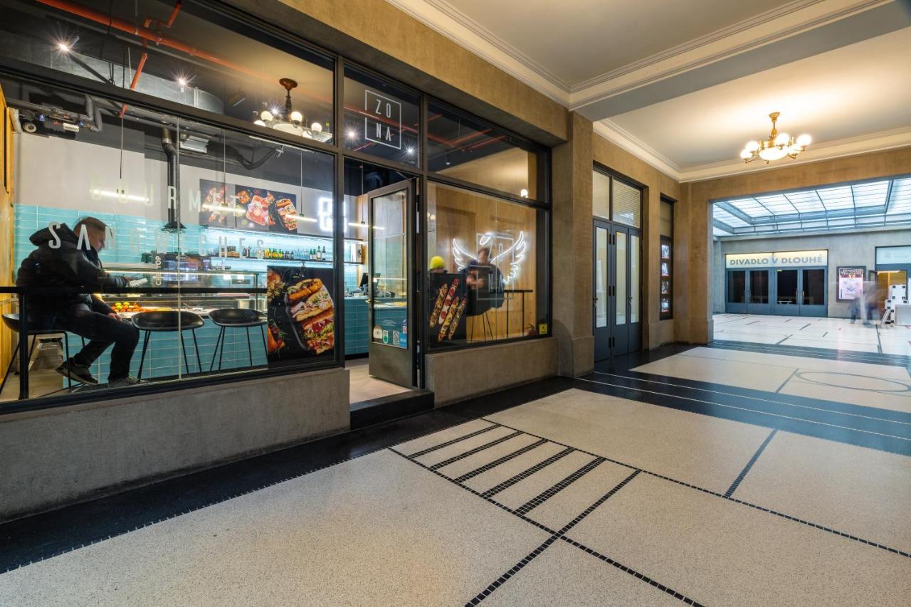 Dlouha Palace - Live In One Of The Best Streets Prague Luaran gambar